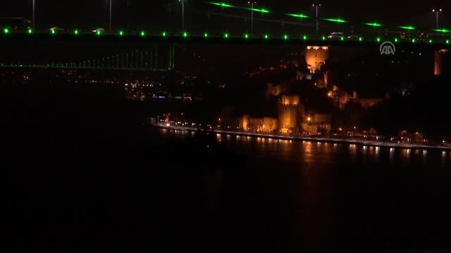 Mavi Vatan 2019 Tatbikatı Na Katılan Gemiler, İstanbul Boğazı'ndan Geçti (2)