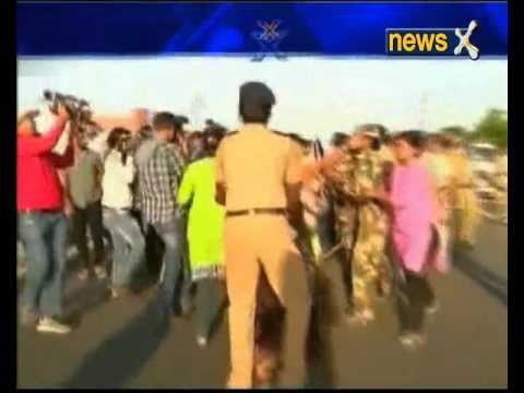 Right to puja: Police detains activist Trupti Desai in Ahmednagar district of Maharashtra