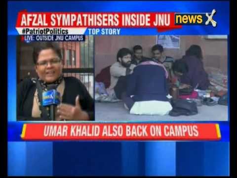 5 JNU students show up in JNU, police wait outside campus