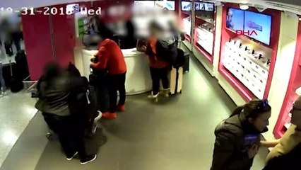 Dha Dış - 'ailece Hırsızlık' Kameralara Takıldı