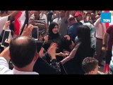سيدات يرقصن في جدة أمام اللجان الانتخابية للمصريين في الخارج على نشيد الصاعقة 