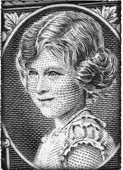 هكذا تغيرت ملامح وجه الملكة إليزابيث على العملات الورقية