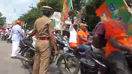 நெல்லை மாவட்டத்தில் டூவீலரில் பேரணி நடத்திய பாஜக -வீடியோ