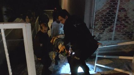 Avcılar'da Yaralı Bulunan Kadının Oğlu "Babam Balkondan Attı" Dedi