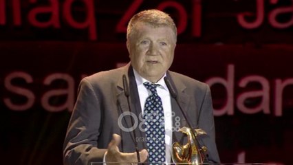 Ora News -  Mesazhi i Ekrem Bardhës për politikanët: Largohuni nga urrejtja