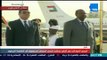 الرئيس السوداني عمر البشير يستقبل الرئيس السيسي لدى وصوله إلى العاصمة الخرطوم