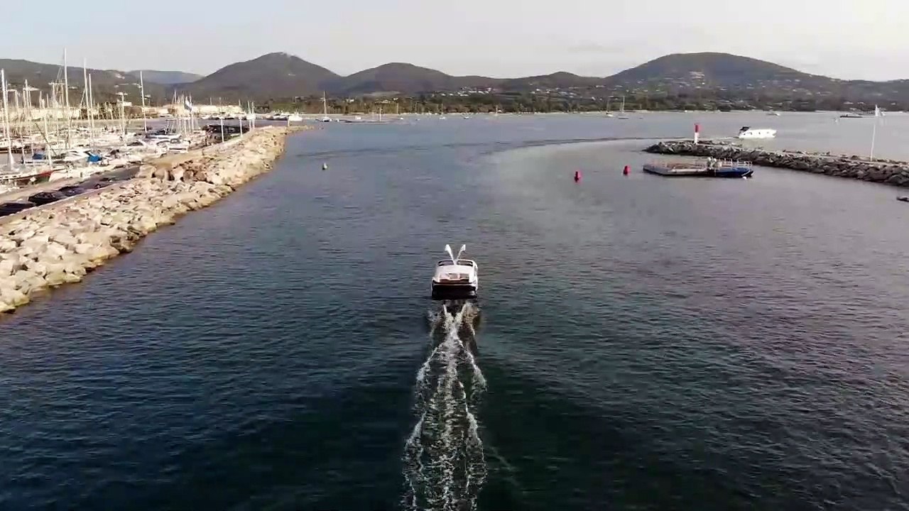 SeaBubbles flying in Saint-Tropez