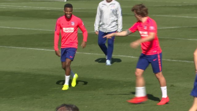 Atlético - Griezmann et Lemar tout sourire à l'entraînement