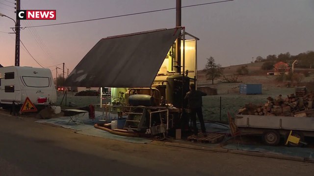 Meuse : un des derniers bouilleurs de cru ambulants