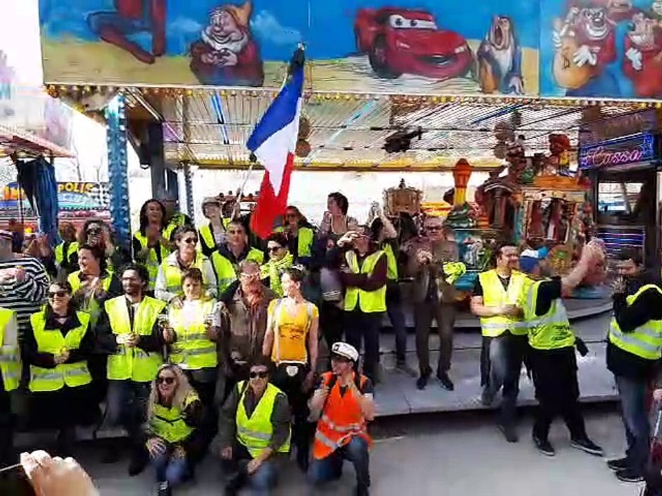 Les Gilets jaunes d'Avignon tentent d'obtenir le soutien des forains