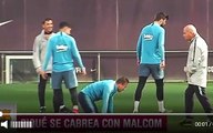 El enfado de Piqué con Malcom durante el entrenamiento