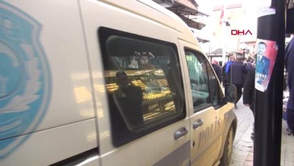 Kütahya Av Tüfeğiyle Oynarken Yaşlı Adamı Ensesinden Vurdu