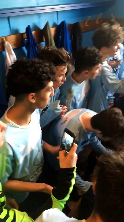 Cri de guerre de nos U18 après la très large victoire à domicile sur le score de 5 à 0 face au FC NEUBOURG EPEGARD !