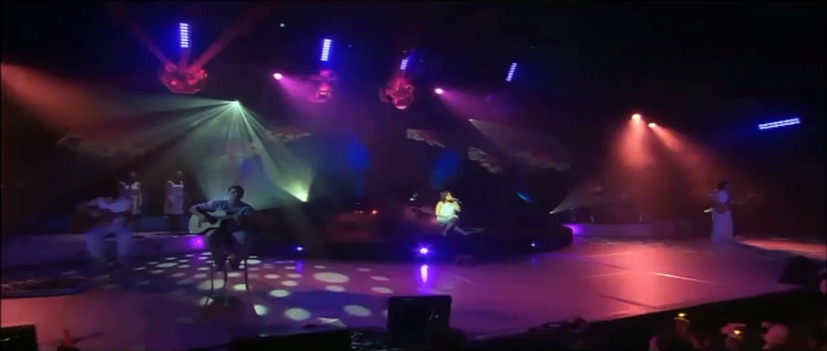 Alizée ‎: L’E-mail a des ailes — En Concert