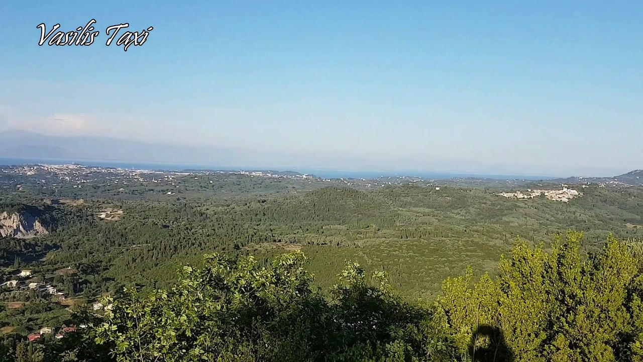 Πέλεκας με θέα την όμορφη Κέρκυρα