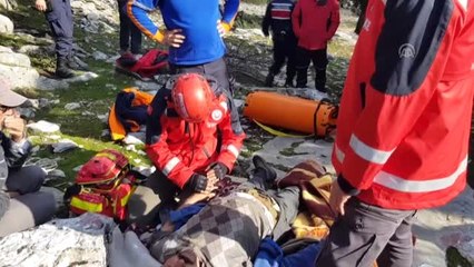 Kayalıklardan Düşen Çobanın Kurtarılması