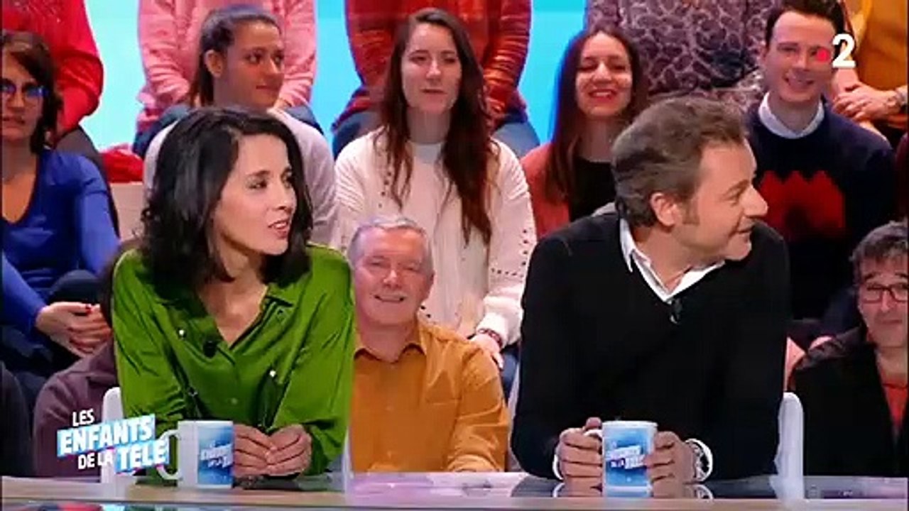 Laurent Ruquier retrouve un sketch très spécial où Sophia Aram fait du rentre dedans à... Arthur !