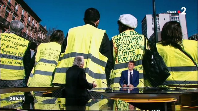 Gilets jaunes : Pierre Arditi prend la défense de François Berléand dans 20h30 le dimanche