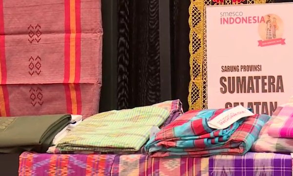 Festival Sarung Kenalkan Tenun Tradisional Indonesia