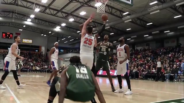Shevon Thompson Posts 10 points & 12 rebounds vs. Westchester Knicks