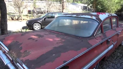 Muğla Zeki Müren'in Kullandığı Klasik Otomobilin Yenilenmesi Yarıda Kaldı