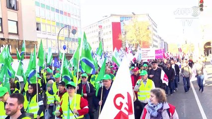 Acht Prozent mehr Lohn für Landesbedienstete