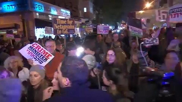 Netanjáhú ellen és mellett is tüntettek