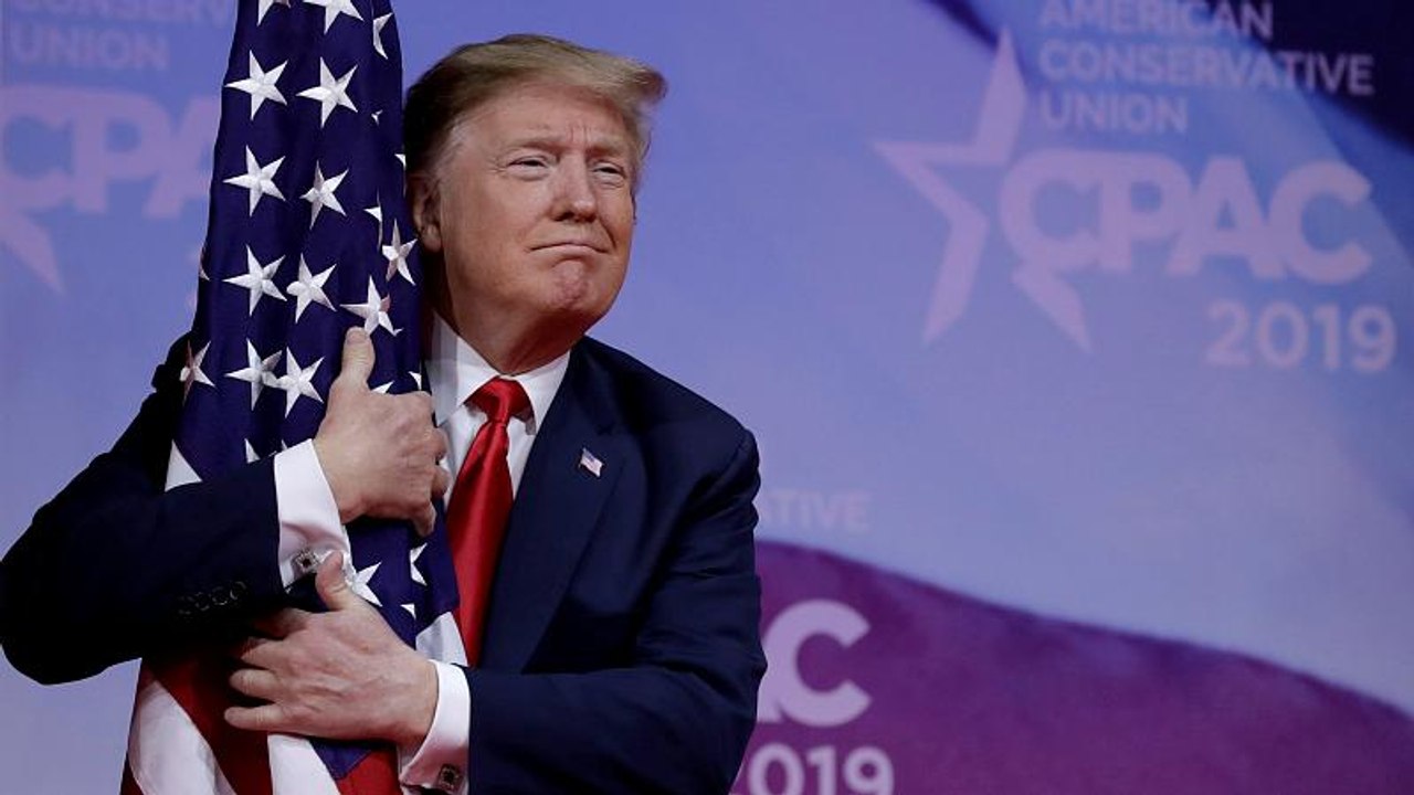 "Sozialistischer Alptraum": Trump stänkert gegen Demokraten