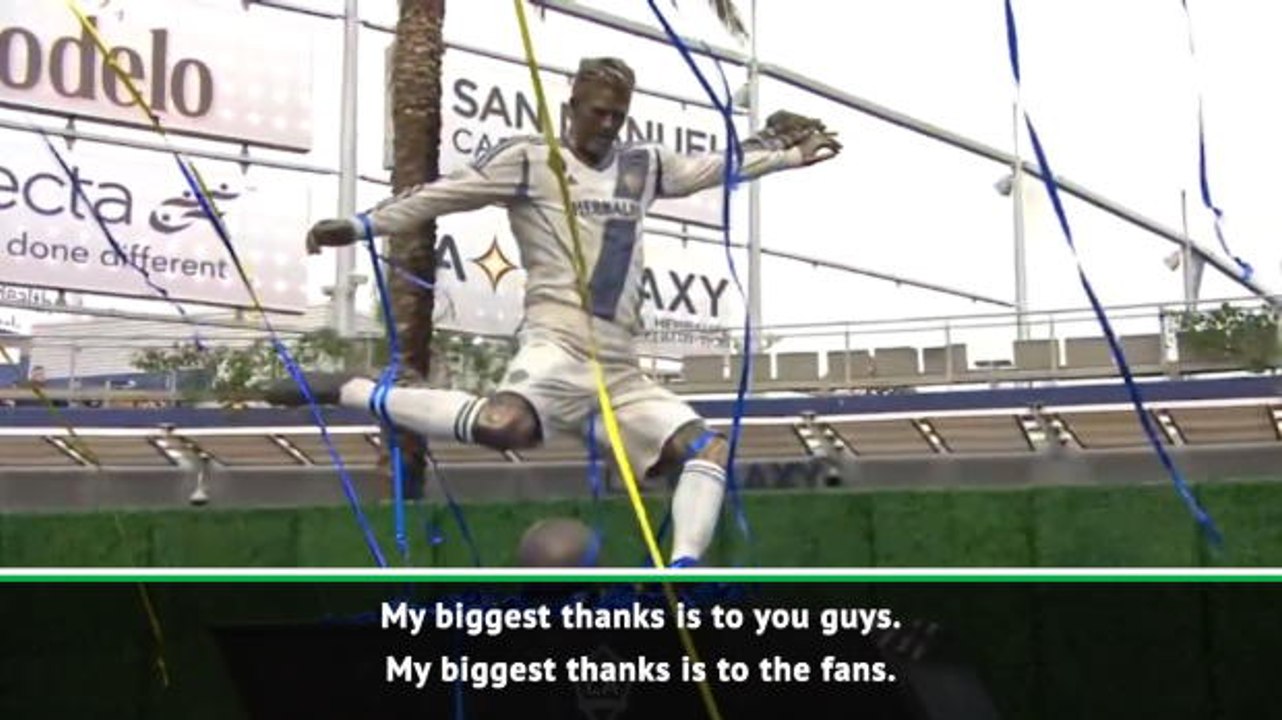 Beckham's "dream come true" as LA Galaxy unveil statue