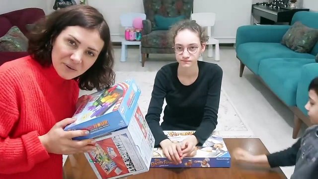 HAMAM BÖCEĞİ YAKALAMA OYUNU HİLE! EN ÇOK BÖCEK YAKALAYAN KAZANIR | Bay Böcek Firarda Bidünya Oyuncak