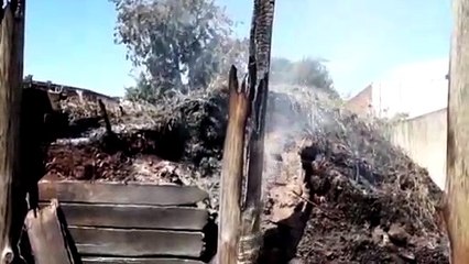 'Casinha' de madeira é destruída por incêndio