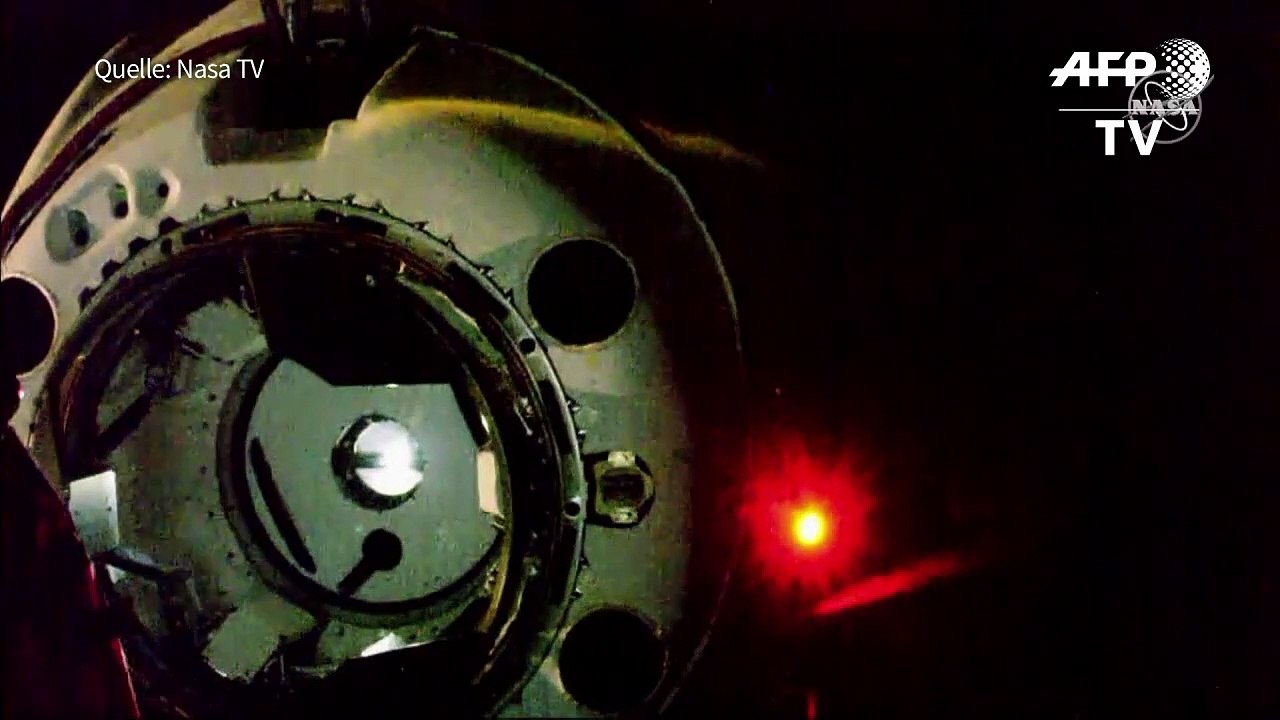 SpaceX-Raumkapsel dockt an ISS an