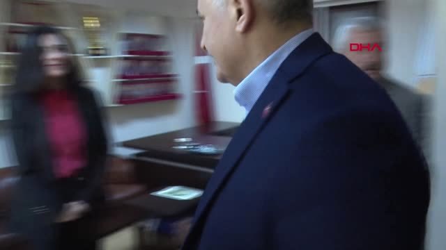 Dha İstanbul - Binali Yıldırım Şile'de... Taksi Durağında Çalan Telefona Baktı, Taksi Kullandı