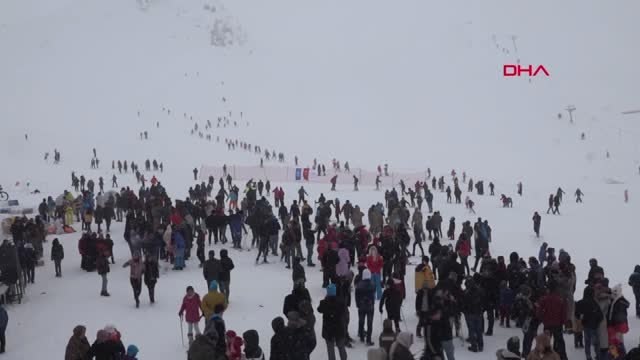 Hakkari Kar Festivaline 3 Bin Kişi Katıldı