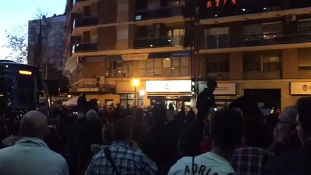Llegada del Valencia CF a Mestalla para jugar contra el Athletic