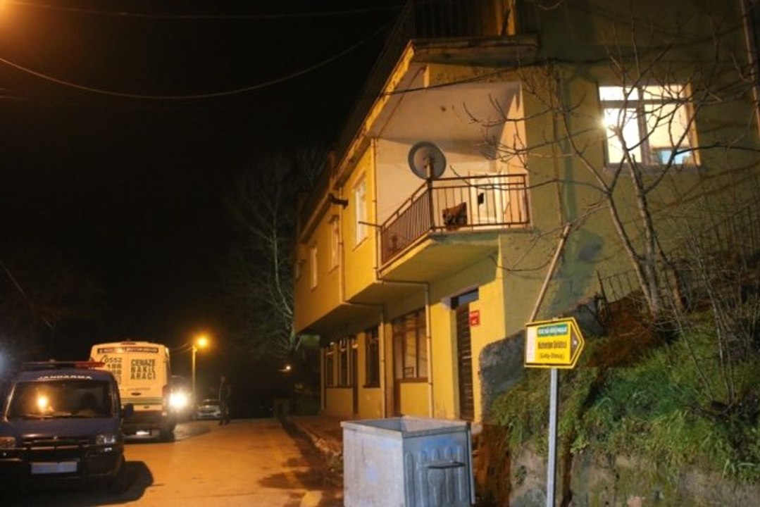 Cami Misafirhanesinde El Yapımı Alkol Can Aldı