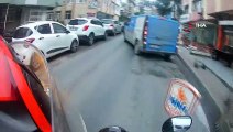 Balmumcu’da kayganlaşan yolda viraja dönen motosikletli genç kaza geçirdi
