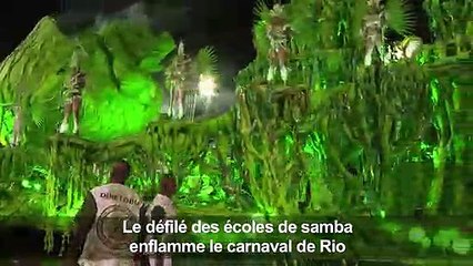 Féérie et extravagance au sambodrome pour le Carnaval de Rio