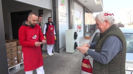 Samsun Emekli Öğretmen, Hayatını Sokak Hayvanlarına Adadı