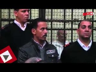 اتفرج| وزير الزراعة السابق بالبدلة البيضاء داخل قفص الاتهام