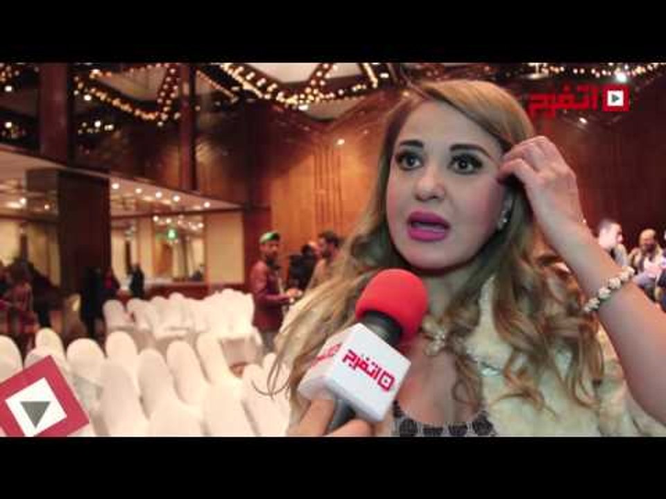 اتفرج| تكريم بوسي ولبنى عبد العزيز في مهرجان الأقصر للسينما العربية والأوروبية