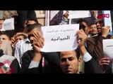 اتفرج| حملة الماجيستير ينظمون وقفة امام الصحفيين للمطالبة بتعينيهم