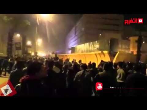 اتفرج| تجمهر الأهالي أمام مديرية أمن القاهرة بعد قتل أمين الشرطة لسائق «توك توك»