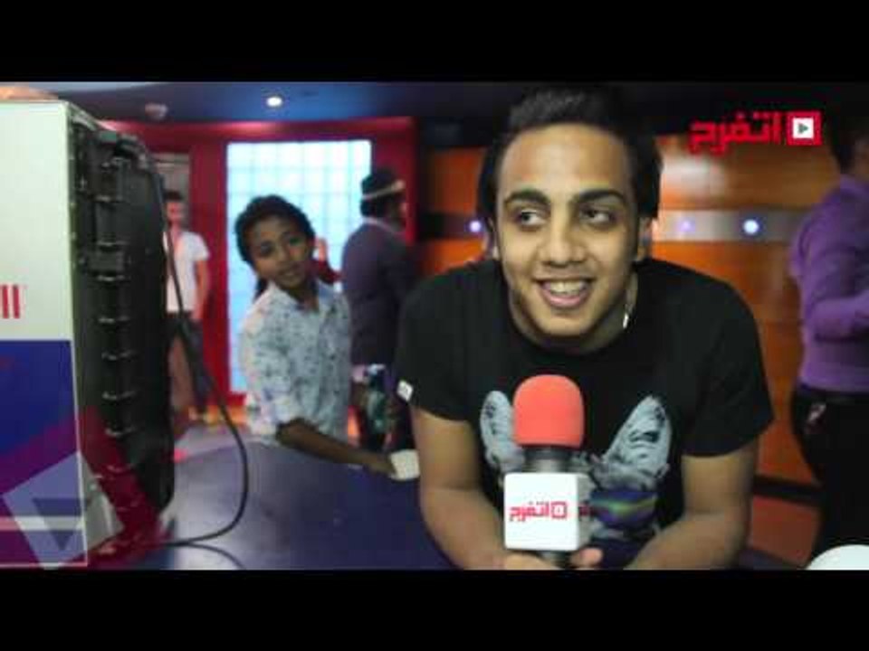 اتفرج | نجوم مسرح مصر يحتفلون مع على ربيع بـ«حس...