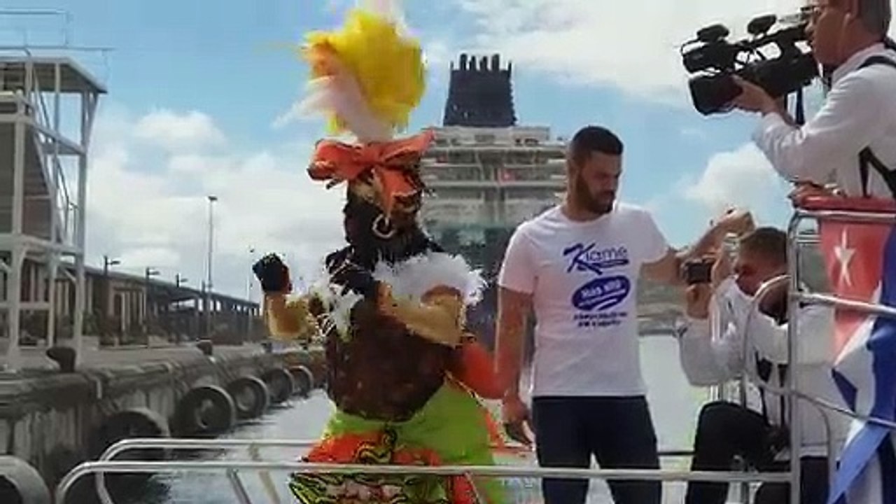 LLEGADA DE LA NEGRA TOMASA  AL CARNAVAL DE LOS INDIANOS 2019