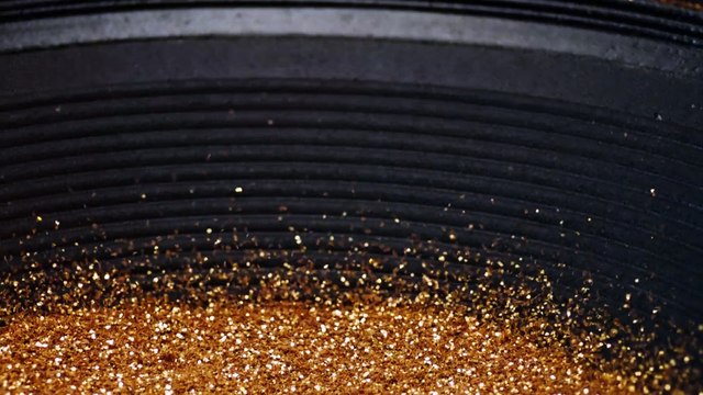 Gloria Groove - Bumbum de Ouro (Clipe Oficial)