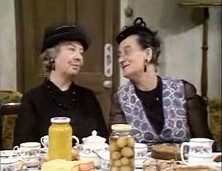 I Didn't Know You Cared (S1/E1)  John Comer Stephen Rea Robin Bailey Liz Smith