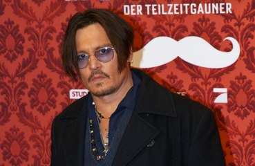 Johnny Depp fa causa all'ex moglie per 50 milioni