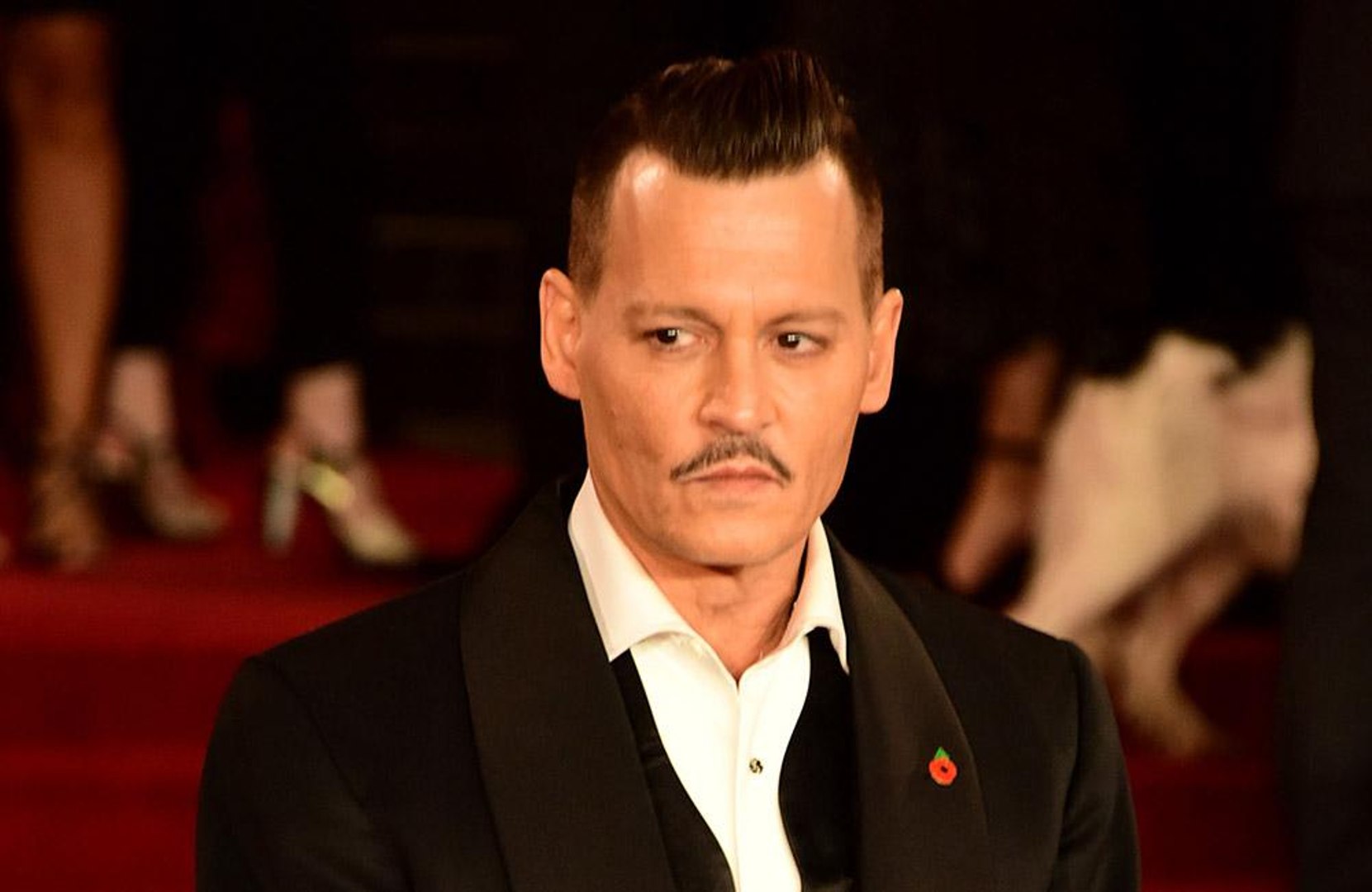 Johnny Depp acusa Amber Heard de infidelidade