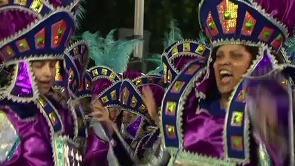 A primeira noite de desfiles na Sapucaí